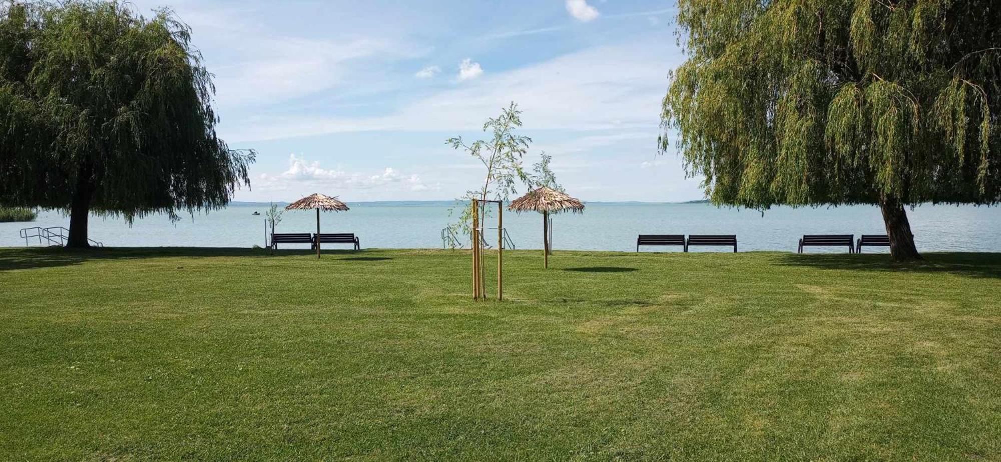 הוילה Csodakertes Kishaz Balatonfuzfon מראה חיצוני תמונה